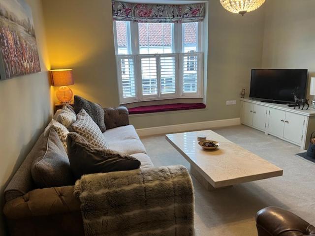 לאות' Eastgate Apartment מראה חיצוני תמונה
